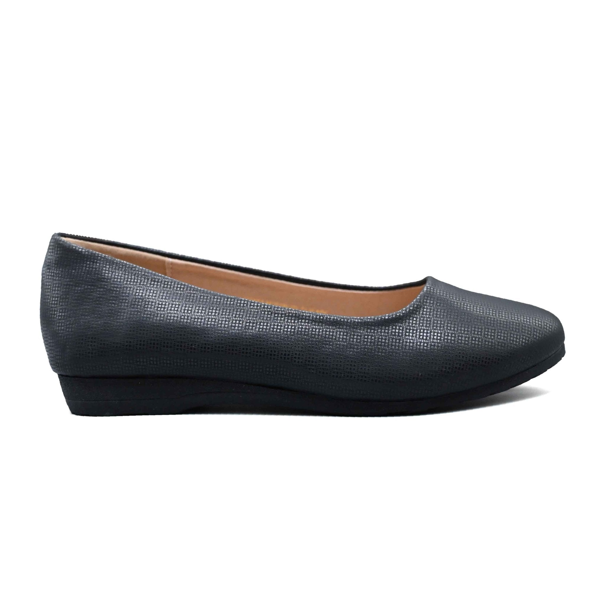 Moxxa Paula Ladies’ Flats - Black - Umoja Africa Kenya