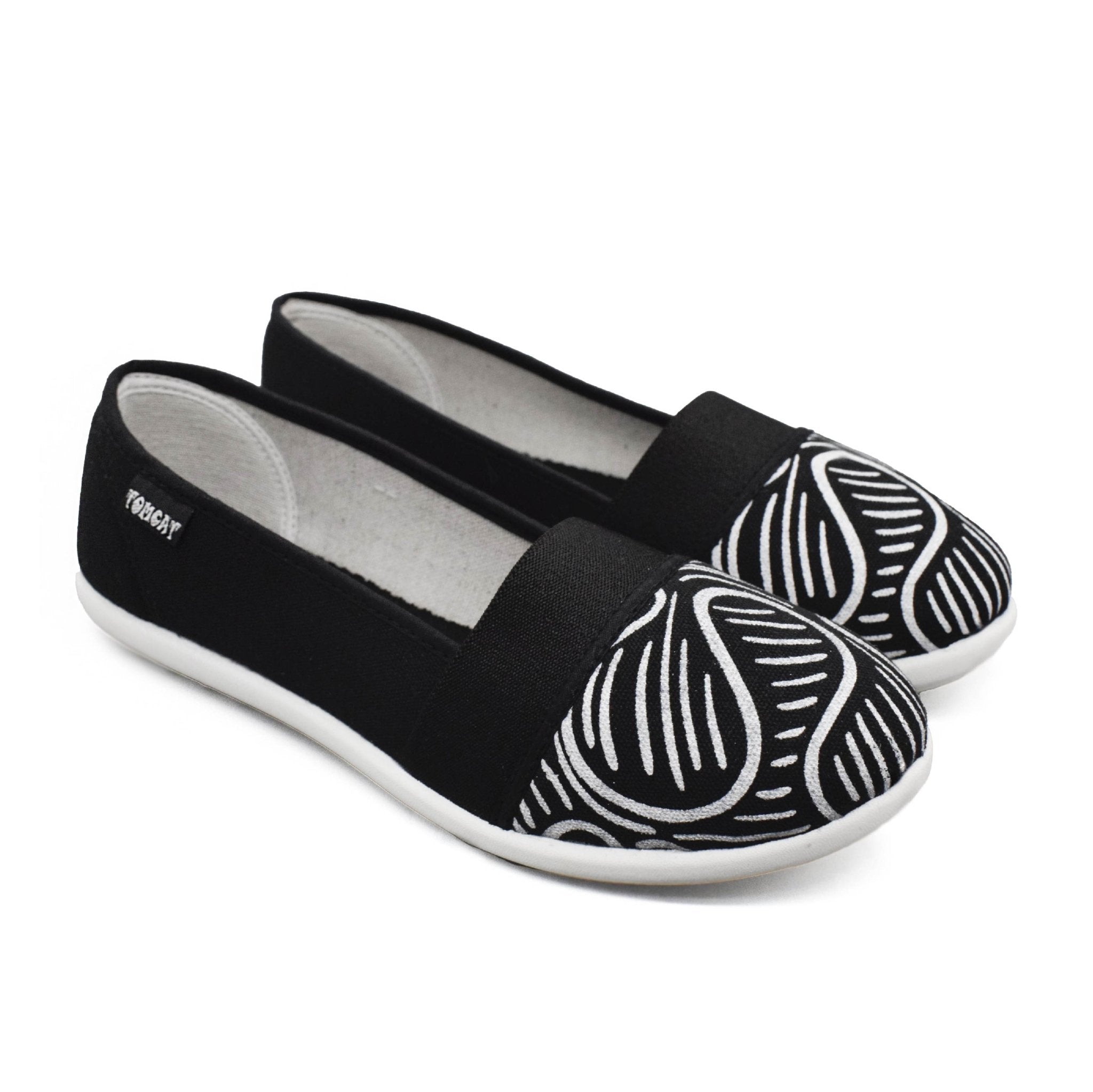 Tomcat Ivy Twist Canvas Shoes - Black - Umoja Africa Kenya